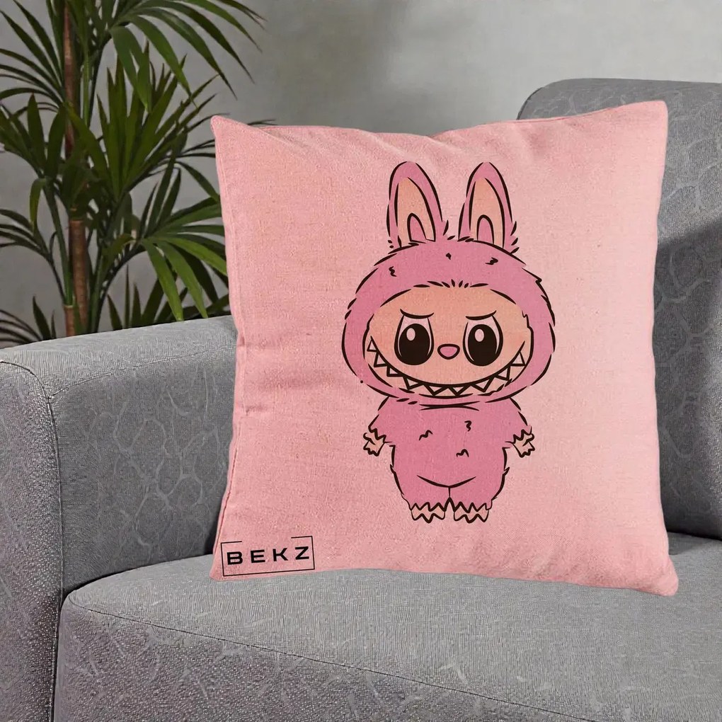Perna Personalizata Labubu Mov Pastel, 40x40 cm, Roz, Husa Detasabila, Perna Inclusa, BEKZ®