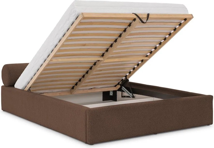 Pat matrimonial maro tapițat cu spațiu de depozitare cu somieră 140x200 cm Cille – Ropez