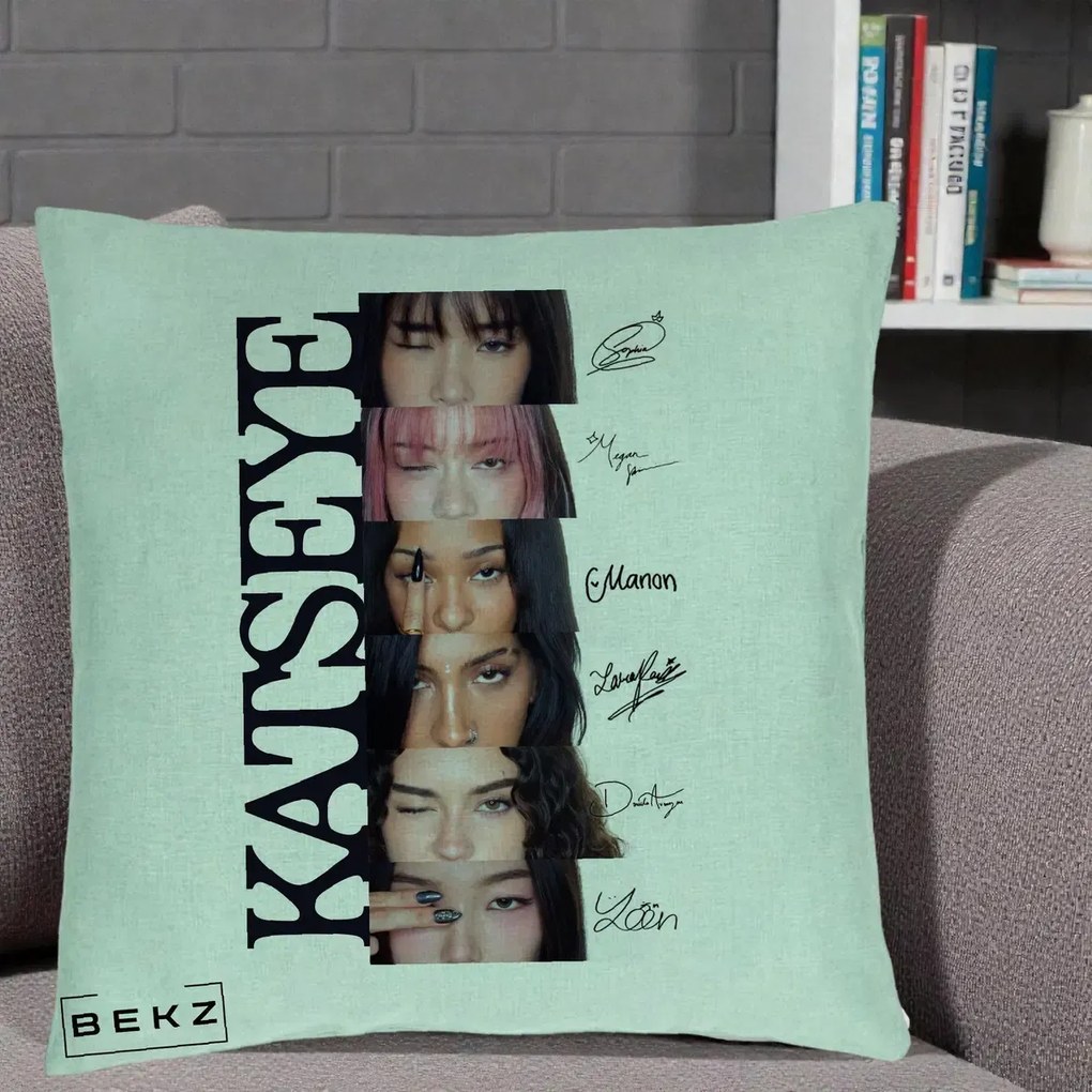 Perna Personalizata K-pop KATSEYE Semnaturi Membre Foto, 40x40 cm, Verde Menta, Husa Detasabila, Perna Inclusa, BEKZ®