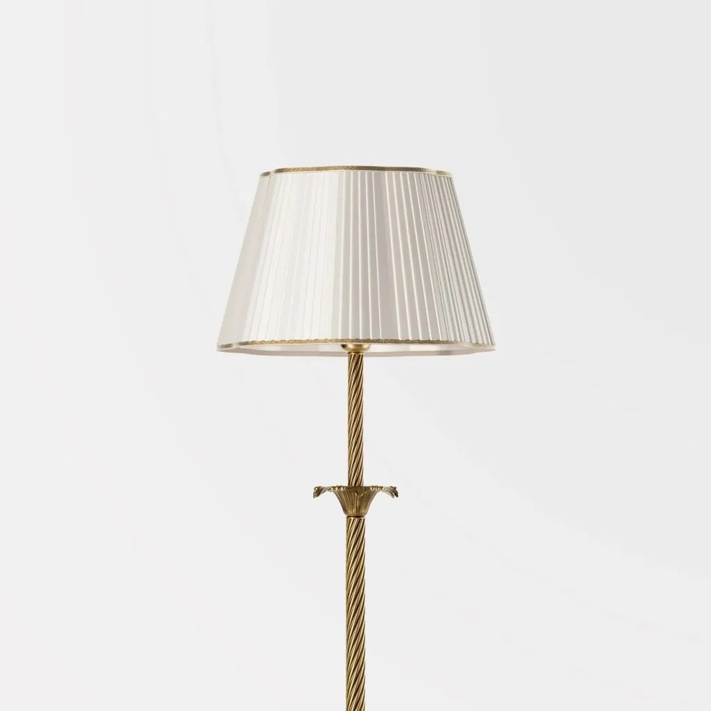 Lampadar din alama masiva stilul fastuos Ludovic al XV-lea