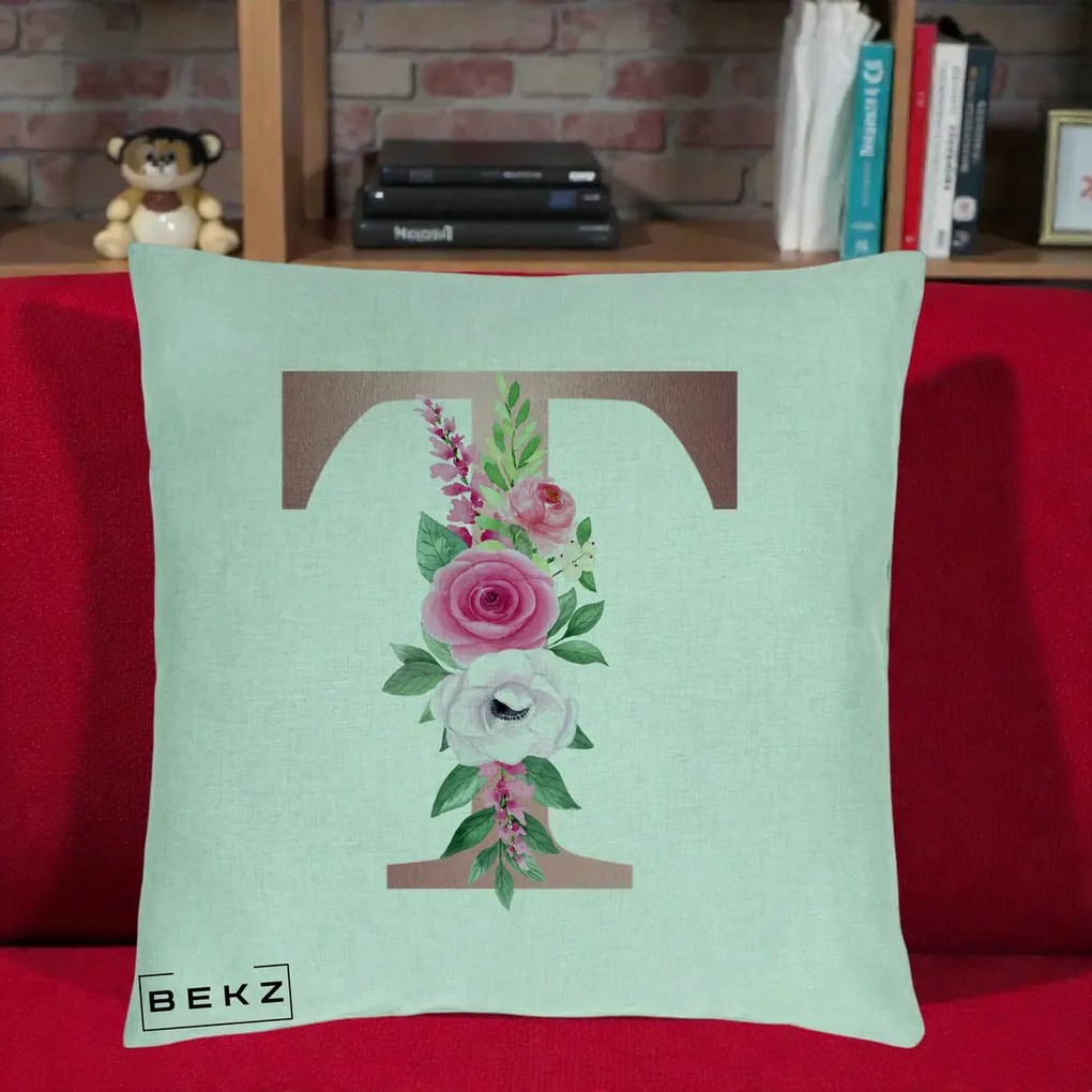 Cadou Personalizat - Perna Personalizata Monograma Rose Gold Litera T, 40x40 cm, Verde Menta, Husa Detasabila, Perna Inclusa, BEKZ®