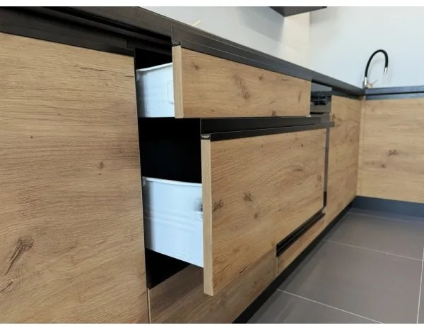 Mobilă de bucătărie MARINA 180 cm, stejar craft/negru lucios