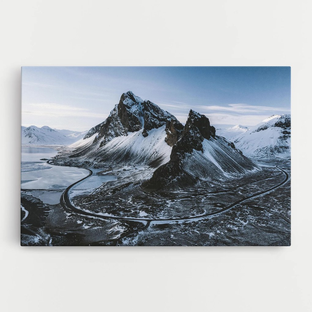 Tablou Canvas, 80x120cm, Dormitor si Living, Peisaje, Munti, Black Snowy Mountain