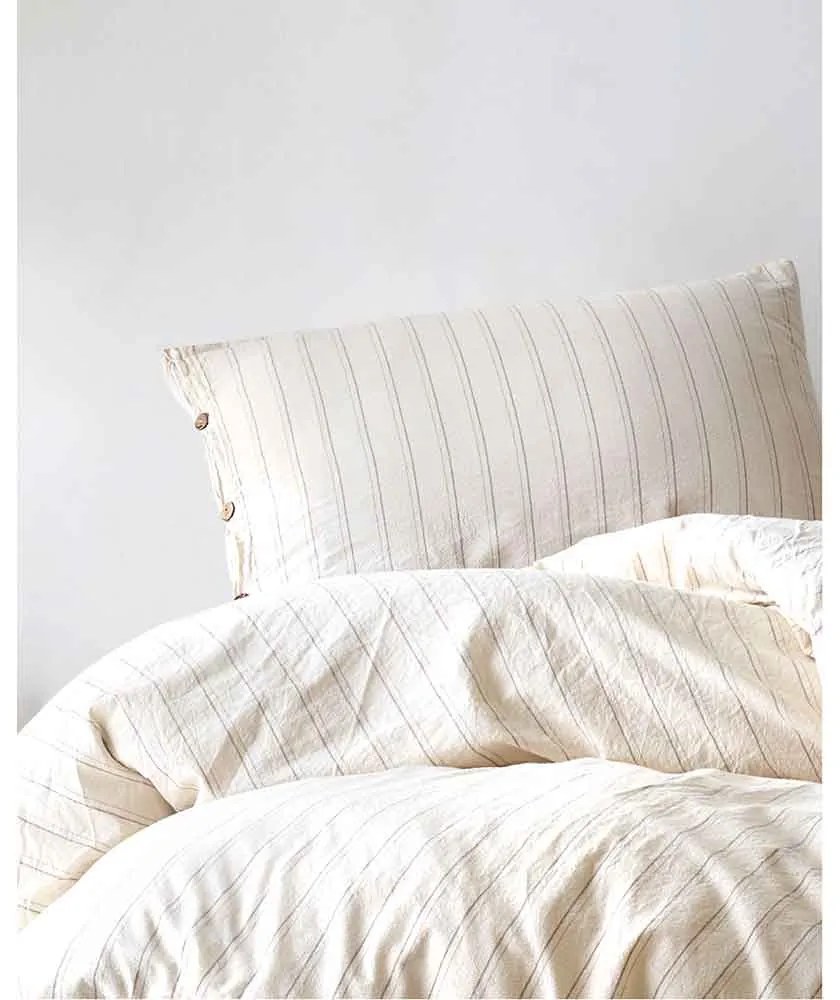 Lenjerie de pat Natural Stripes, 1 persoana, cearceaf pat 160x240 cm, husa pilota 160x220 cm, fata perna 50x70 cm, 100% bumbac cu aspect de in, sistem inchidere nasturi, bej