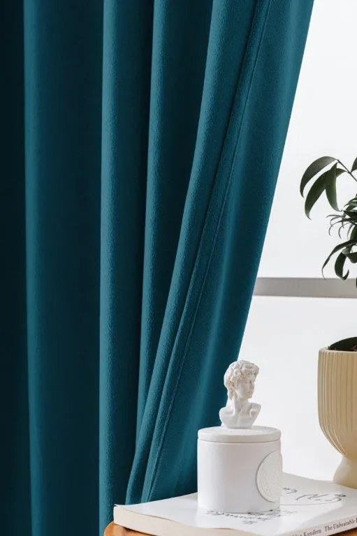 Draperie opaca turcoaz VELVET 135x250 cm Agățat: Rejansa