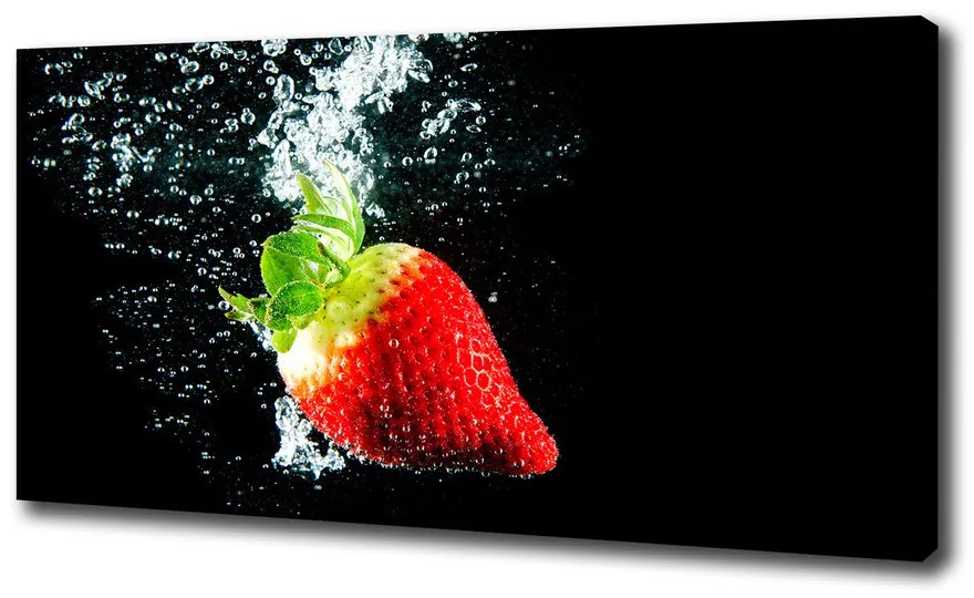 Tablou pe pânză canvas Strawberry sub apa