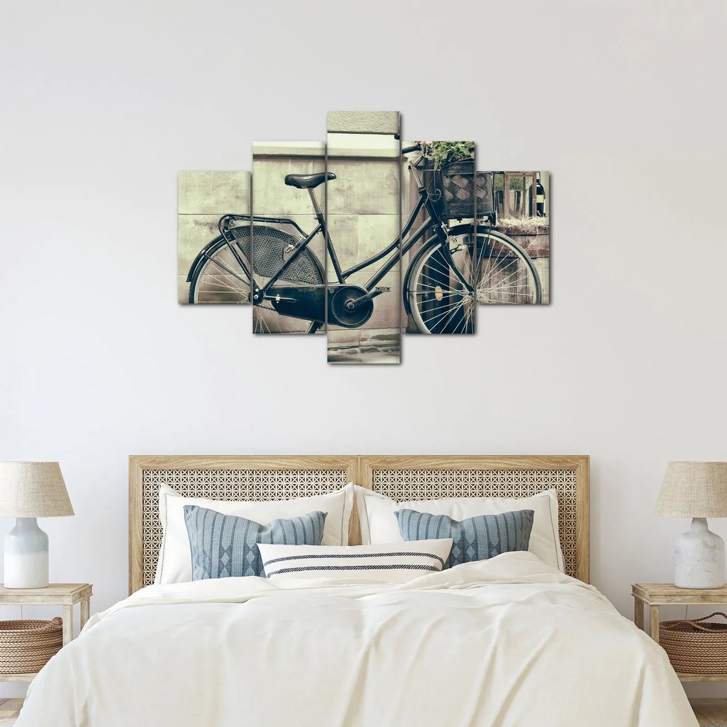 Tablou - Bicicleta de epocă cu flori (150x105 cm)