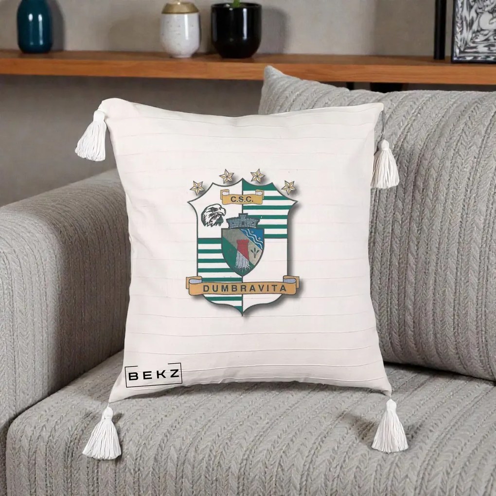 Perna Personalizata CSC Dumbravita Fotbal, 40x40 cm, Bej cu Franjuri, Husa Detasabila, Perna Inclusa, BEKZ®