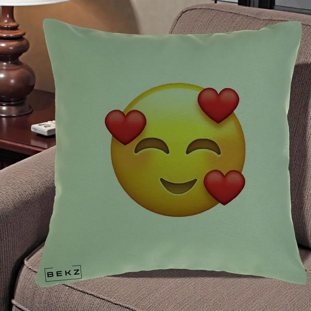 Perna Decorativa Emoji cu 3 Inimi, 40x40 cm, Verde, Husa Detasabila, Perna Inclusa, BEKZ®