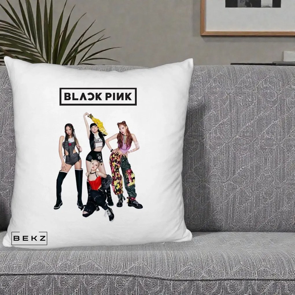Perna Personalizata K-pop BLACKPINK Fotografie de Grup, 40x40 cm, Alb Pufos, Husa Detasabila, Perna Inclusa, BEKZ®