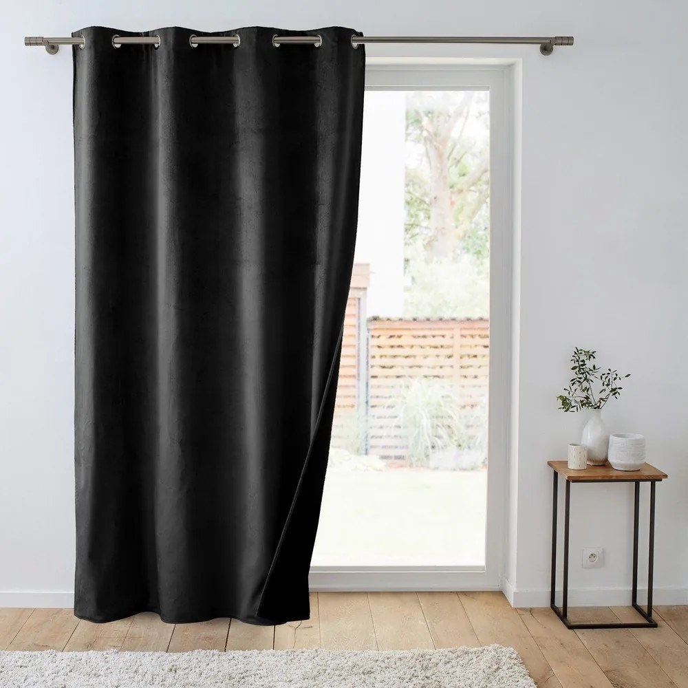 Draperie neagră termoizolantă din catifea 140x260 cm Polarchic – douceur d'intérieur