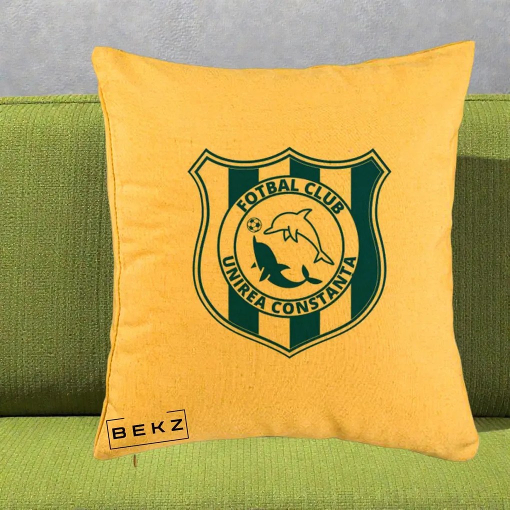 Perna Personalizata FC Unirea Constanta Fotbal, 40x40 cm, Galben, Husa Detasabila, Perna Inclusa, BEKZ®