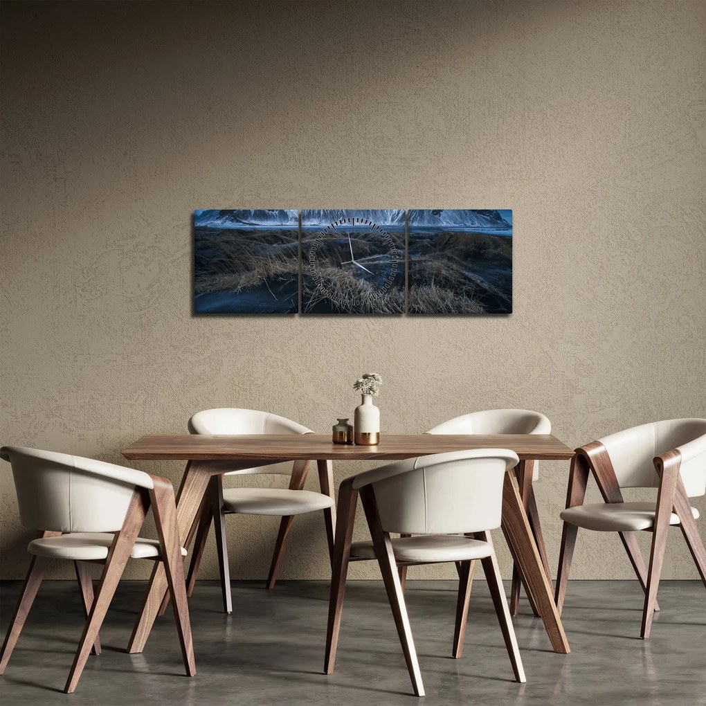 Tablou cu priveliște spre vărfurile Islanda (cu ceas) (90x30 cm)