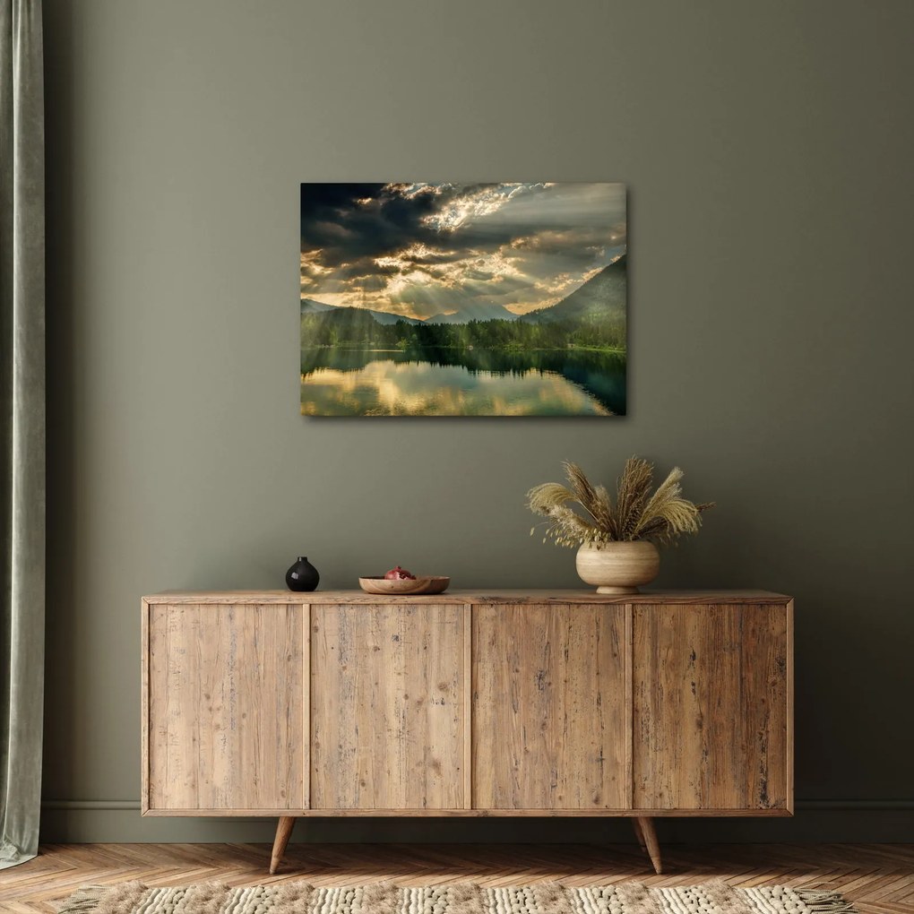 Tablou cu lac și soarele translucid (70x50 cm)