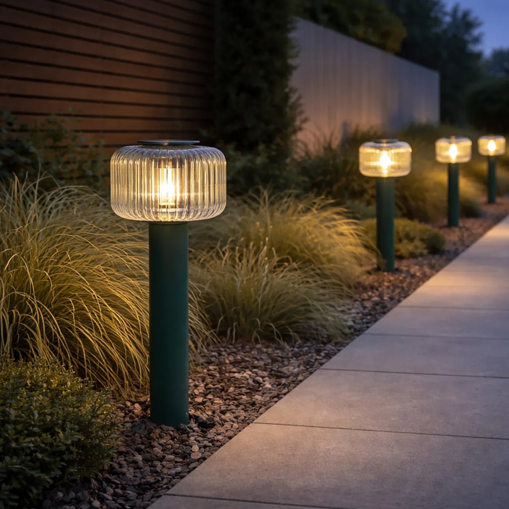 Stâlp de iluminat exterior modern verde cu sticlă canelată, cu LED solar IP65 - Ribble Mushroom