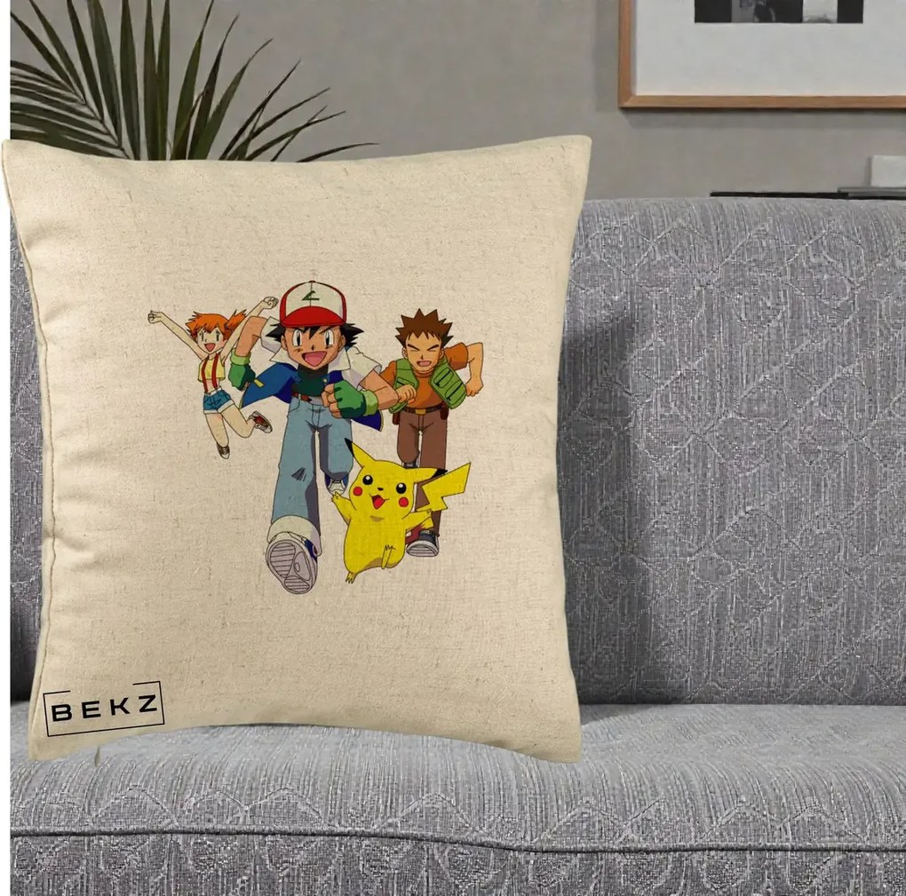 Perna Personalizata Pokemon Ash Misty Brock si Pikachu, 40x40 cm, Bej, Husa Detasabila, Perna Inclusa, BEKZ®