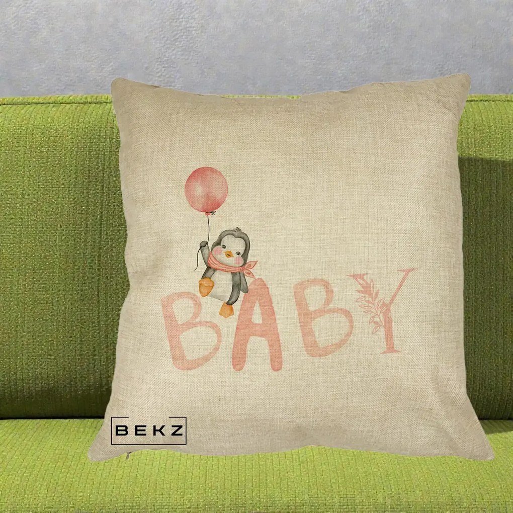 Perna Personalizata Baby Pinguin Roz, 40x40 cm, Crem, Husa Detasabila, Perna Inclusa, BEKZ®