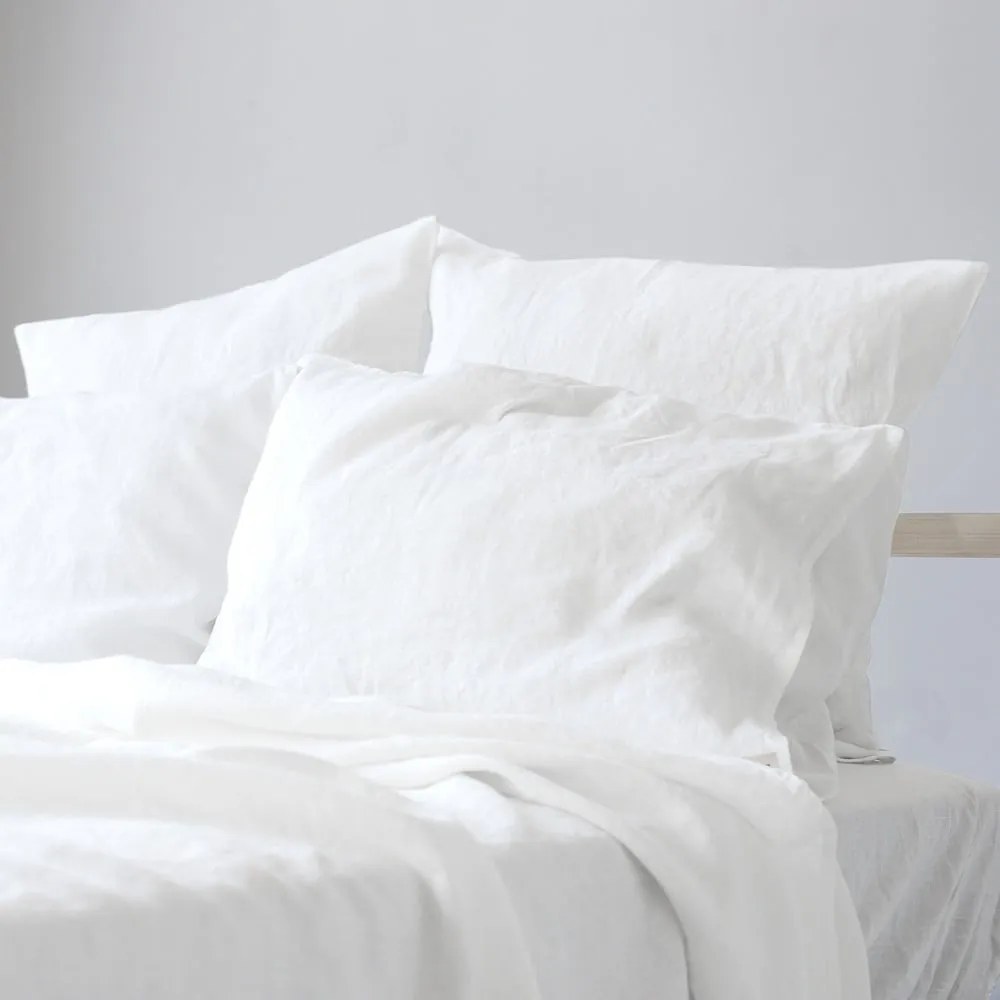 Lenjerie de pat albă din amestec de in pentru pat dublu 200x200 cm – Linen Tales