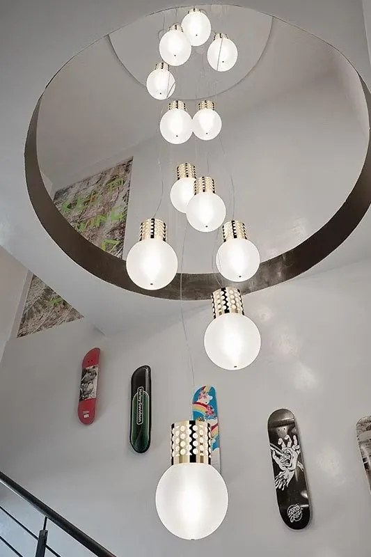 Lustra design Glam Retro realizata manual Atmosfera Gold