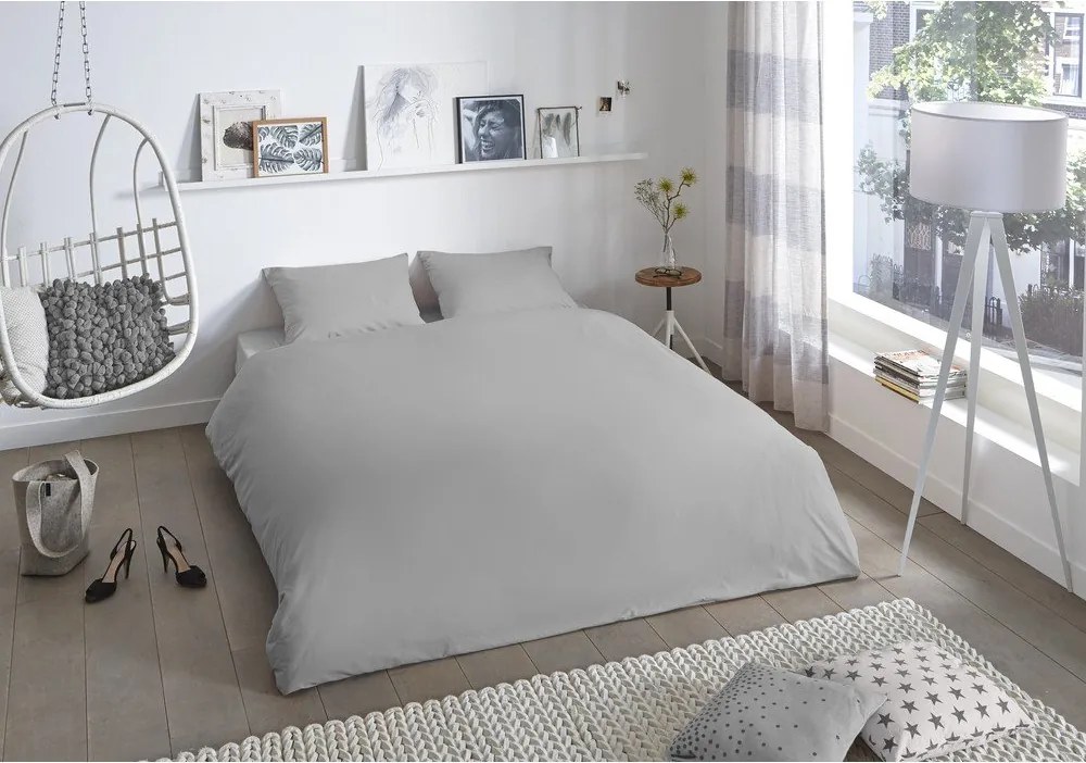 Lenjerie de pat din bumbac Good Morning Universal, 220 x 240 cm, gri deschis