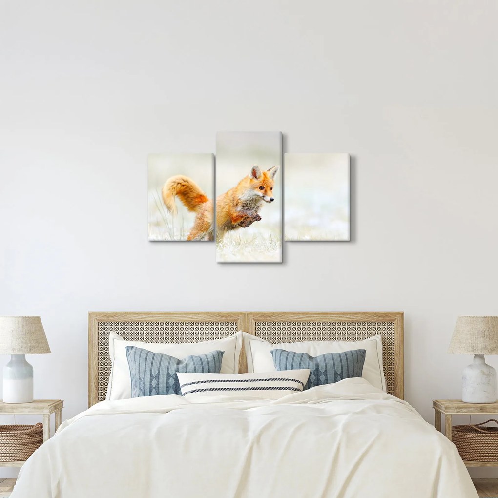 Tablou - Vulpe care sare (90x60 cm)