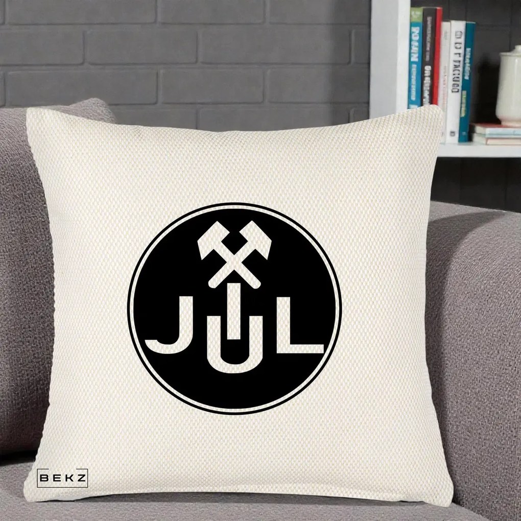 Perna Personalizata JUL Jiul Lupeni Fotbal, 40x40 cm, Crem Reliefat, Husa Detasabila, Perna Inclusa, BEKZ®