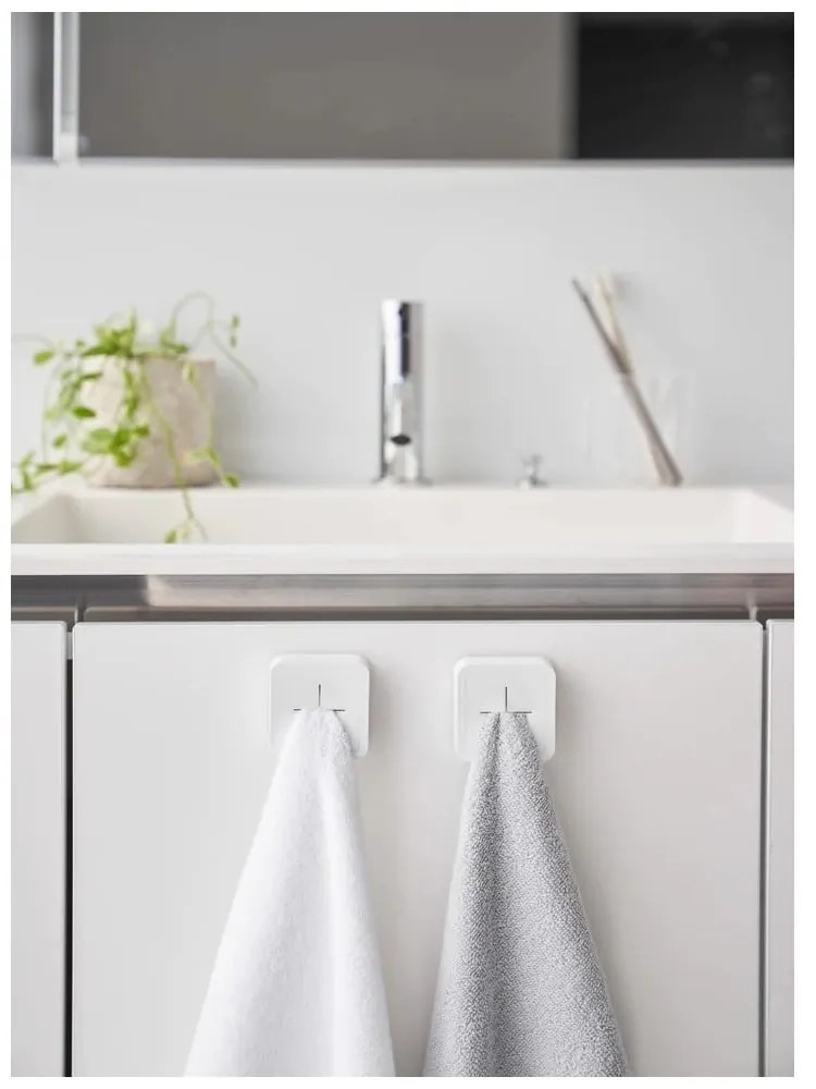 Suport pentru prosoape de bucătărie alb autoadeziv din plastic Film Hook – YAMAZAKI