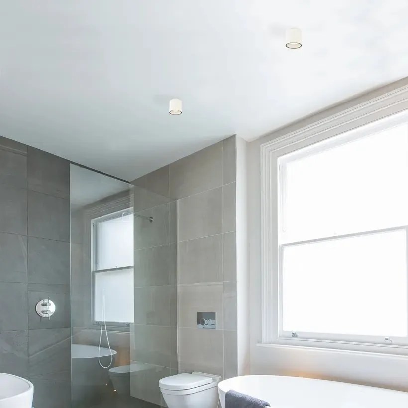 Spot aplicat iluminat exterior IP65 Trafalgar, alb