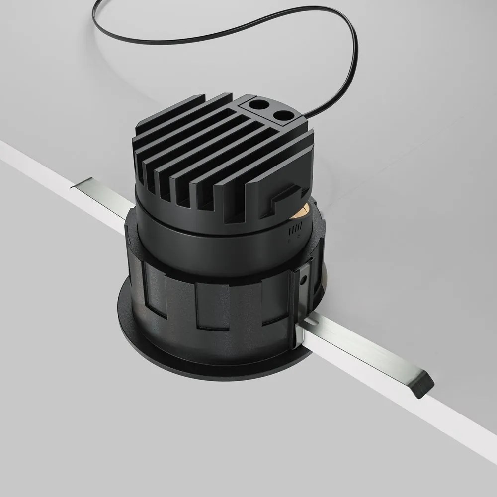 Spot LED incastrabil design tehnic Wise negru