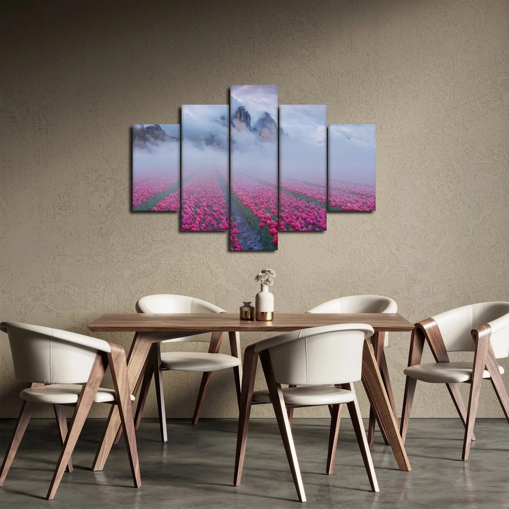 Tablou - Peisaj cu câmpuri de lalele (150x105 cm)
