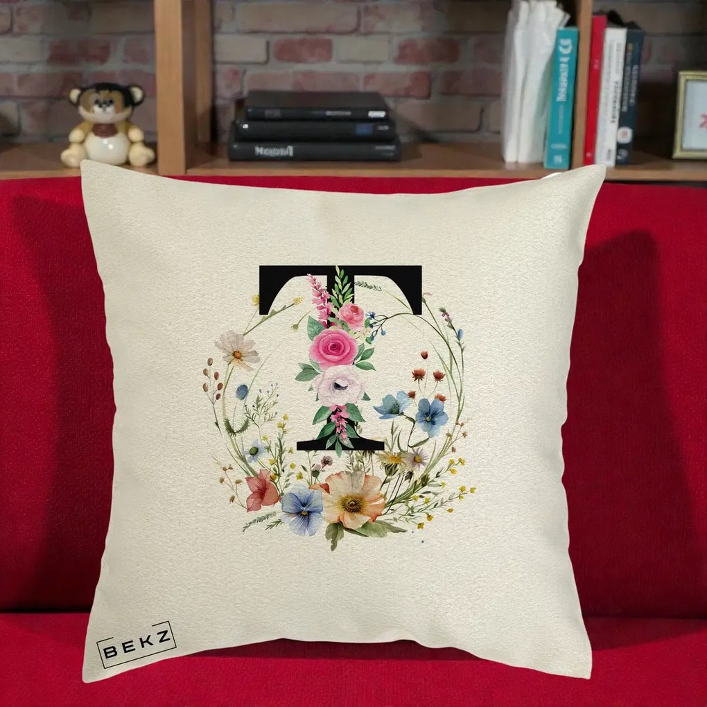 Cadou Personalizat - Perna Personalizata Monogram Litera T cu Flori Acuarela, 40x40 cm, Ecru, Husa Detasabila, Perna Inclusa, BEKZ®