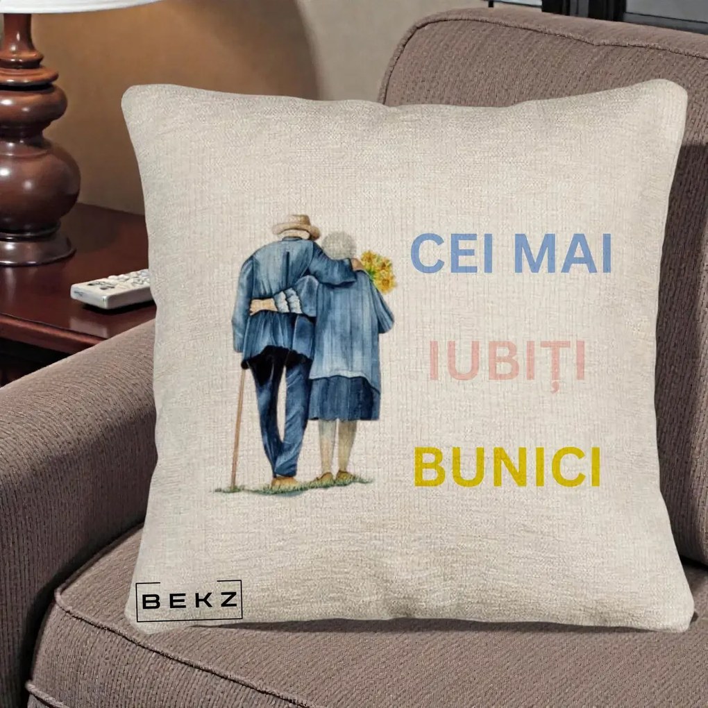 Cadou pentru Bunici - Perna Personalizata Cei Mai Iubiti Bunici Acuarela Spate, 40x40 cm, Bej Canapea, Husa Detasabila, Perna Inclusa, BEKZ®
