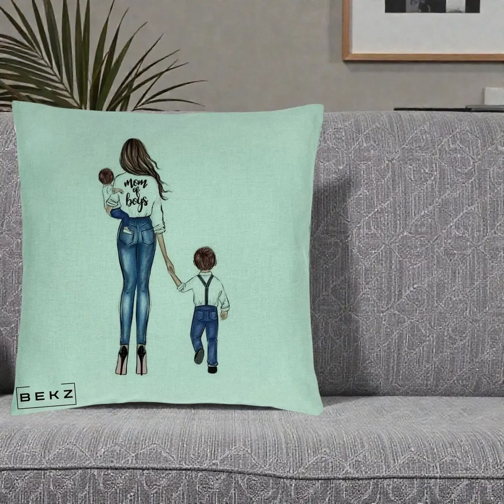 Cadou pentru Mama - Perna Personalizata Mom of Boys Mama cu Baietii, 40x40 cm, Verde Menta, Husa Detasabila, Perna Inclusa, BEKZ®