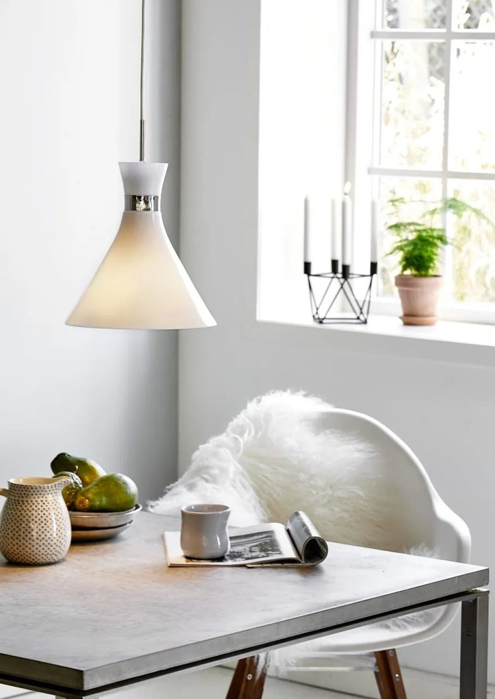 Pendul modern design scandinav Trumpet 84903001 NL
