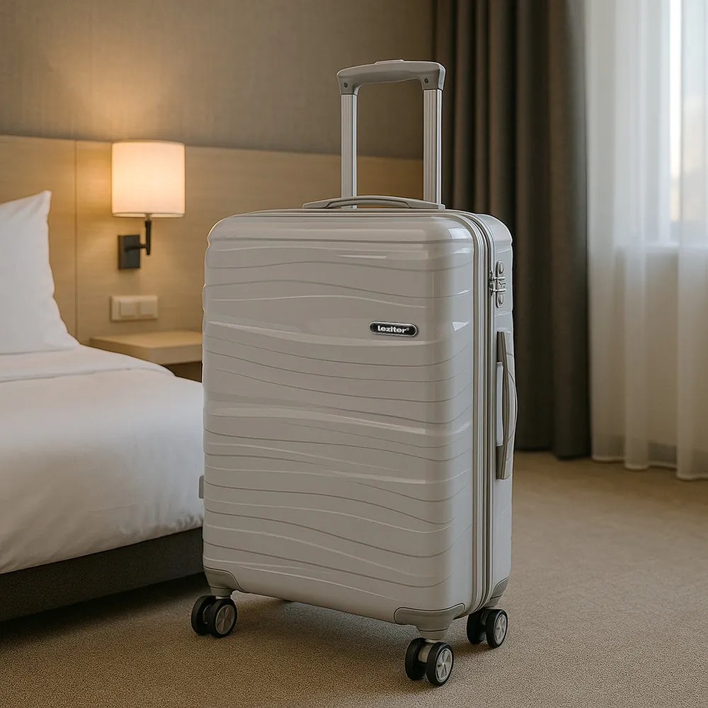 Valiză medie Travelux Voyager cu hardtop 42x65x24 cm gri