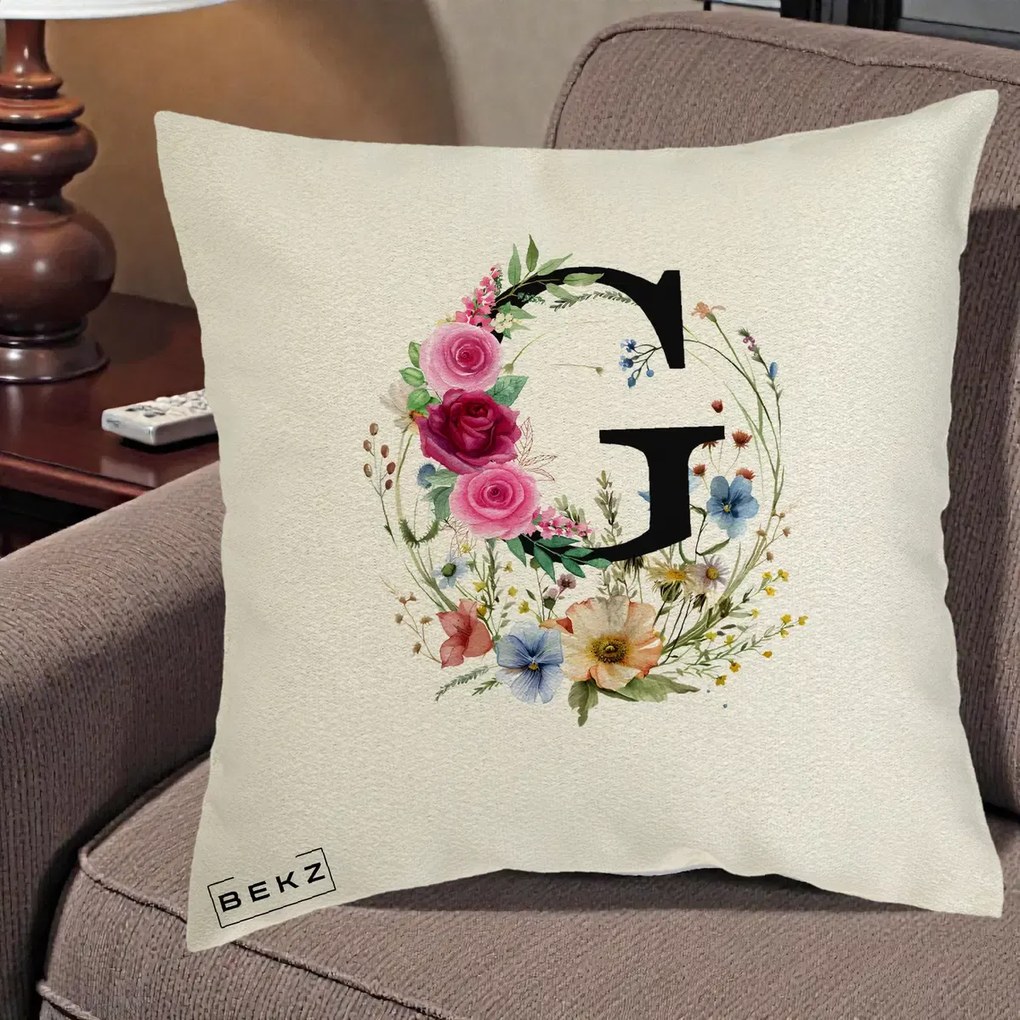 Cadou Personalizat - Perna Personalizata Monogram Litera G cu Flori Acuarela, 40x40 cm, Ecru, Husa Detasabila, Perna Inclusa, BEKZ®