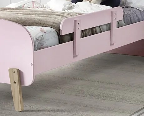 Set Mobilier Kiddy pentru Camera Copii – Pat 90x200 cm, Noptieră, Bară Siguranță & 2 Polițe Perete – Roz Pal – Vipack
