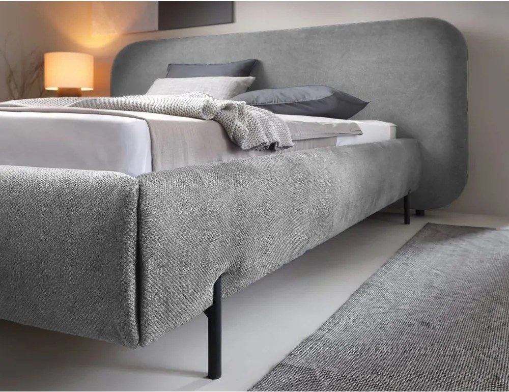 Pat matrimonial gri tapițat cu spațiu de depozitare cu somieră 180x200 cm Pointt – ELTAP