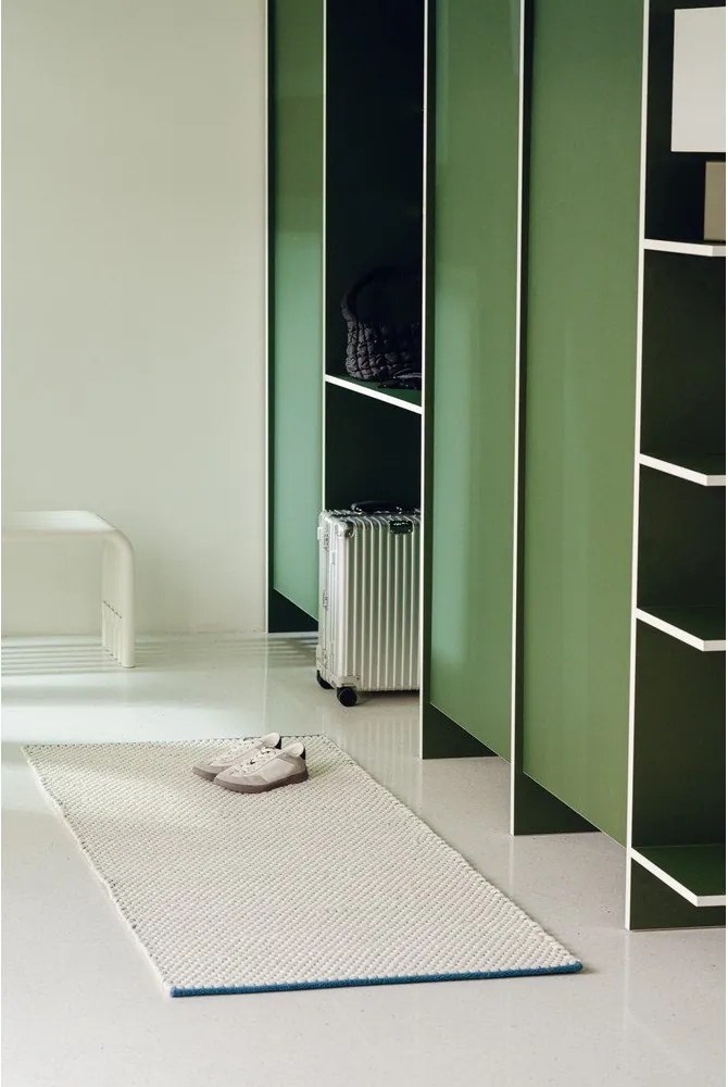 Covor albastru/bej țesut manual din lână 170x240 cm Lenu – noo.ma