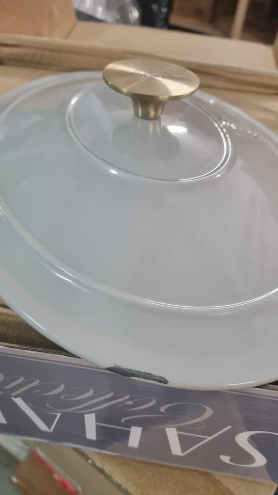 RESIGILAT - Oală din fontă emailată ovală cu capac 30 cm, 4.65L – Berlinger Haus Sahara Collection BH 6540, crem, pentru cuptor și coacere lentă