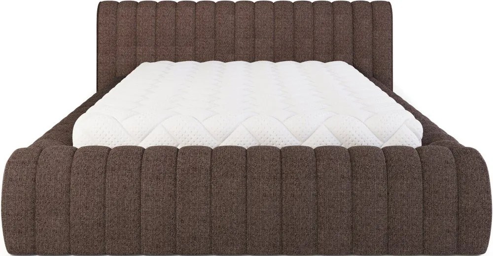 Pat matrimonial maro tapițat cu spațiu de depozitare cu somieră 180x200 cm Carilla – ELTAP