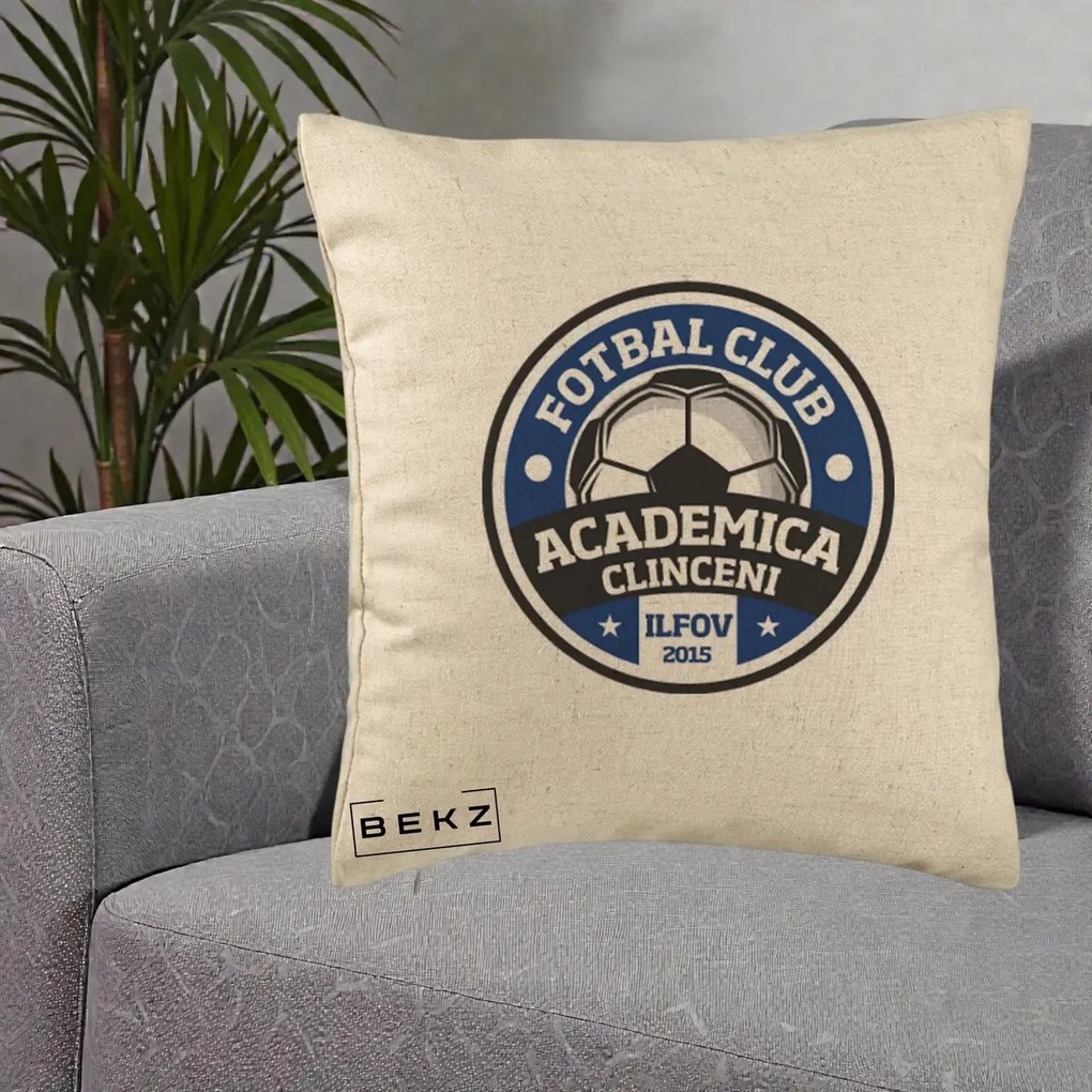 Perna Personalizata Academica Clinceni Fotbal Club, 40x40 cm, Bej, Husa Detasabila, Perna Inclusa, BEKZ®