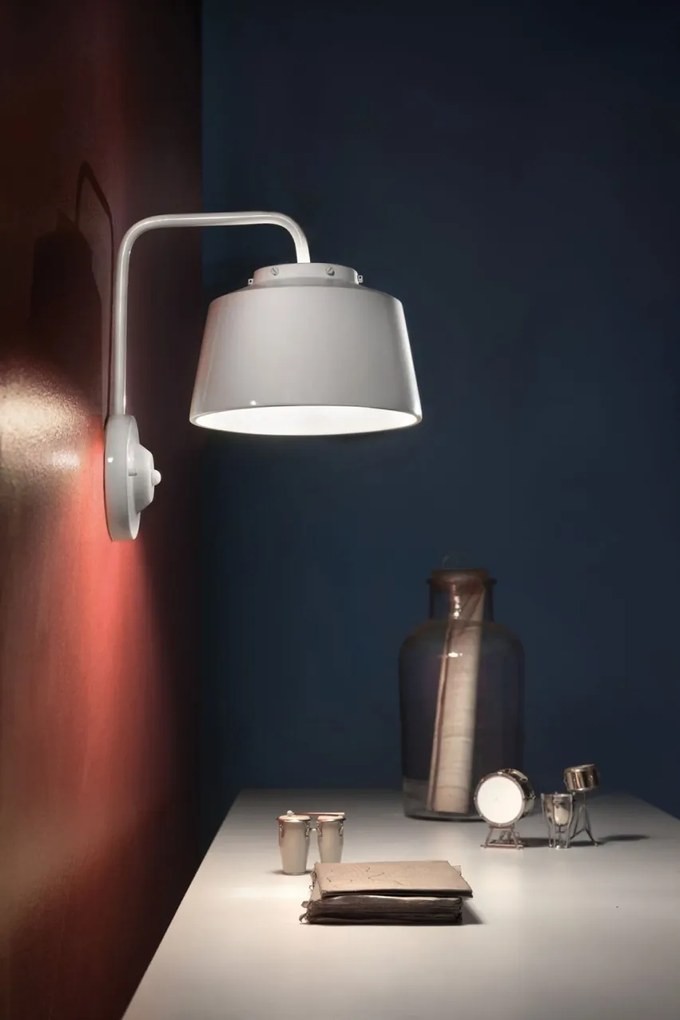 Aplica de perete design retro realizata manual din ceramica 50's