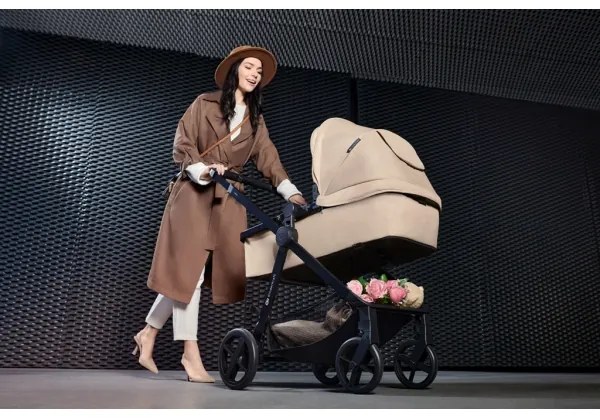 Cărucior de copii combinat 4 în 1 KINDERKRAFT NEWLY Classic beige + scaun auto MINK PRO