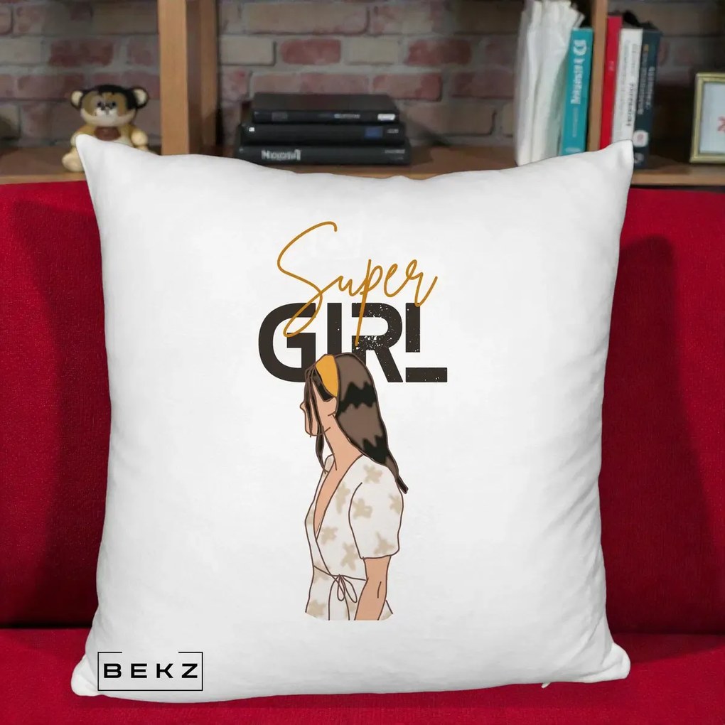 Perna Decorativa Super Girl Aesthetic, 40x40 cm, Alb Pufos, Husa Detasabila, Perna Inclusa, BEKZ®