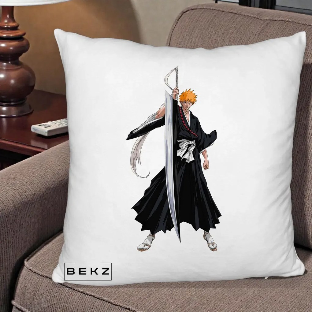 Perna Personalizata Bleach Ichigo Kurosaki Zangetsu, 40x40 cm, Alb Pufos, Husa Detasabila, Perna Inclusa, BEKZ®