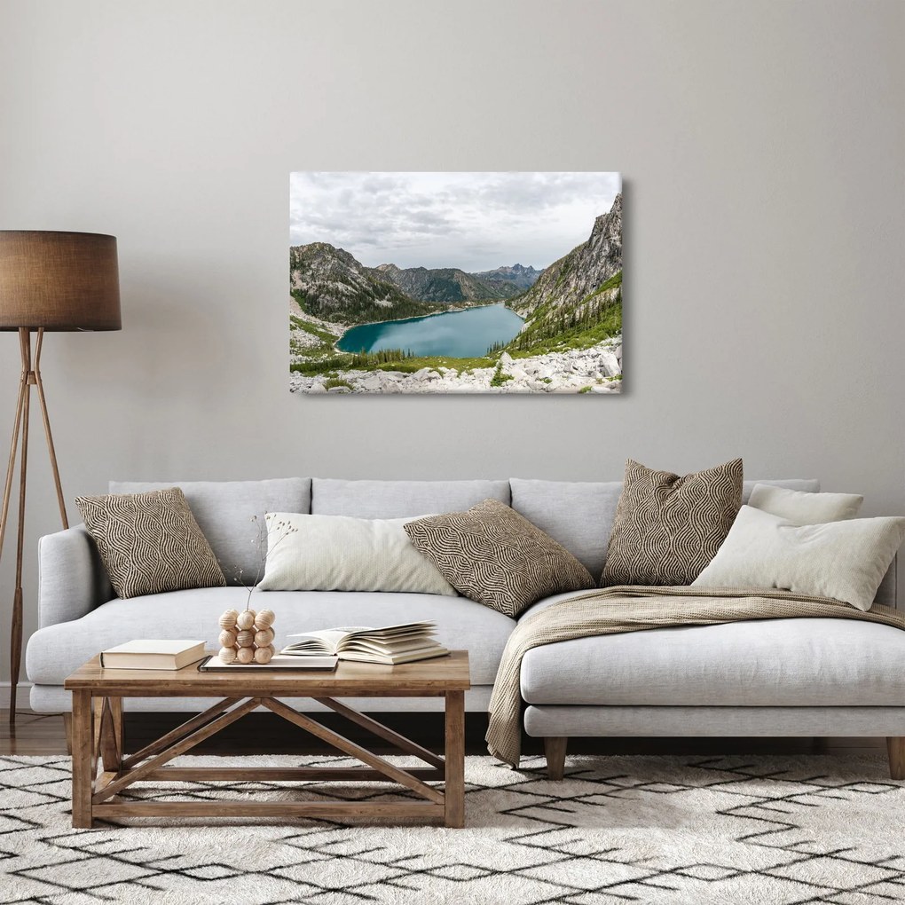 Tablou cu lac în munți (90x60 cm)