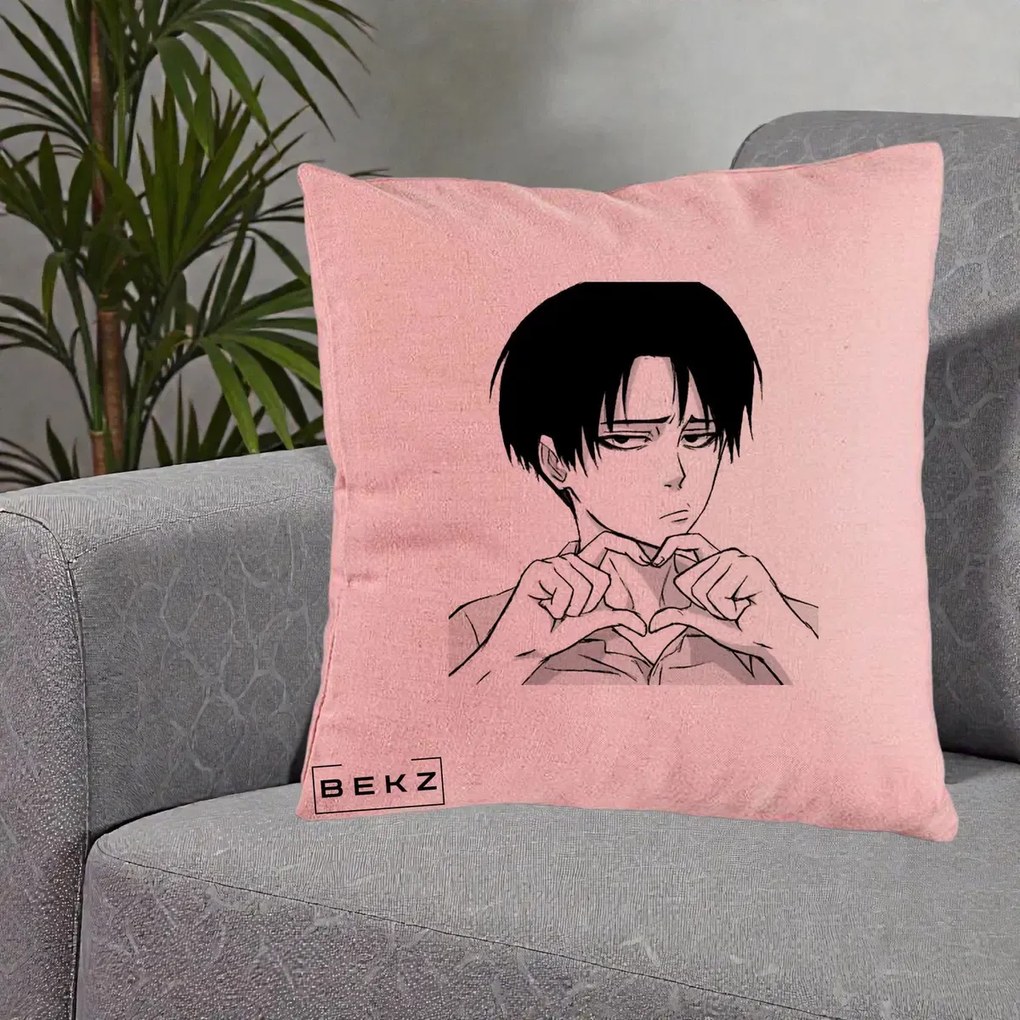 Perna Personalizata Levi Ackerman Inima, 40x40 cm, Roz, Husa Detasabila, Perna Inclusa, BEKZ®