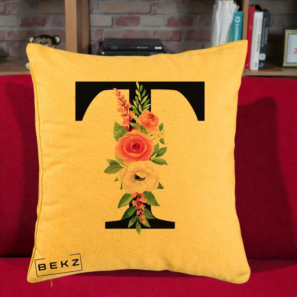 Cadou Personalizat - Perna Personalizata Monograma Florala Litera T, 40x40 cm, Galben, Husa Detasabila, Perna Inclusa, BEKZ®