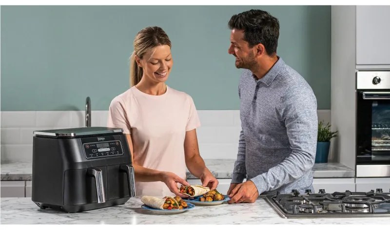 Friteuza cu aer cald Ninja AF300EU, 2470W, 7.6 L, 6 programe, 2 zone de gatit independent, Negru